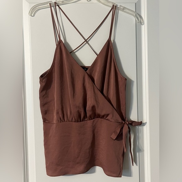 Express Tops - NEW Express professional tank top M